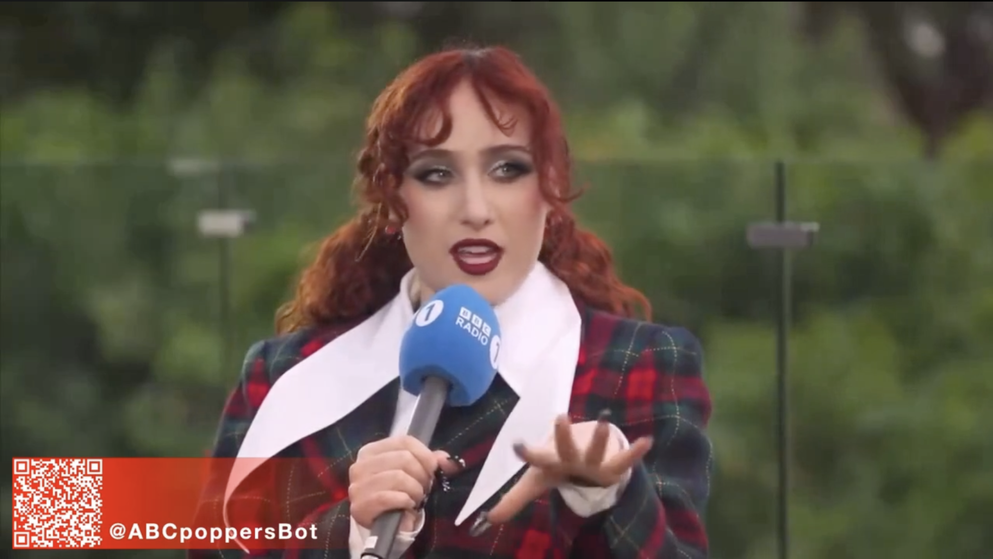 Всегда происходит какая-то хуйня. Какая-то сука блюет, какая-то сука вдыхает попперсы, какой-то девушке всё равно, что её парик наполовину снят Ставрополе Всегда происходит какая-то хуйня. Какая-то сука блюет, какая-то сука вдыхает попперсы, какой-то девушке всё равно, что её парик наполовину снят Ставрополе
